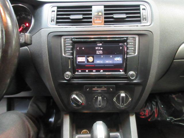 Volkswagen Jetta 1.4T SE 6A 2017