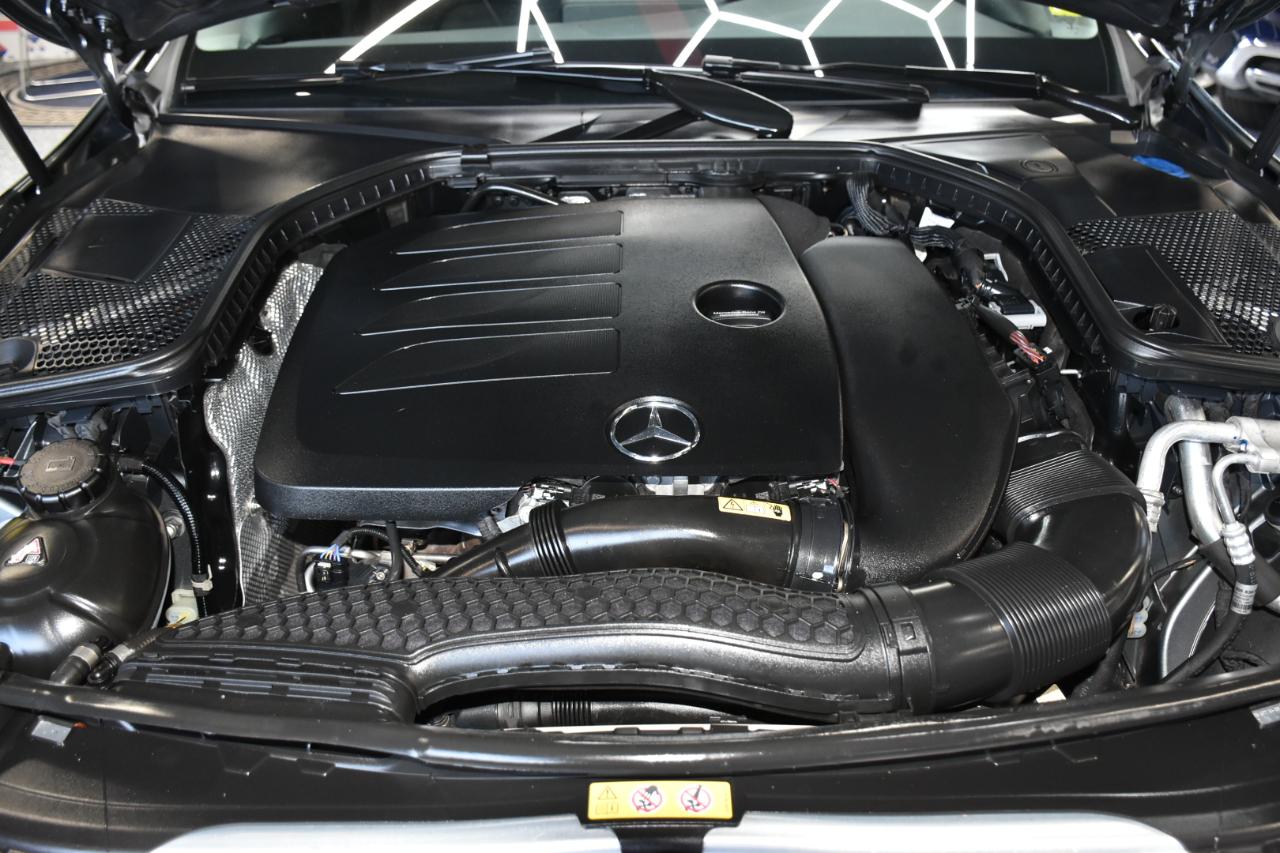 Mercedes-Benz C-Class C300 4MATIC Sedan 2020