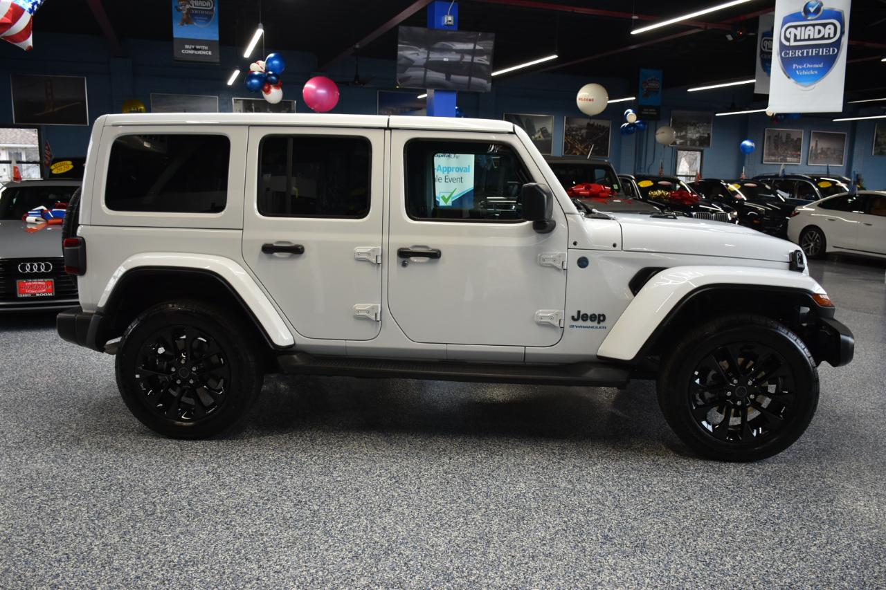 Jeep Wrangler 4xe Sahara 2025