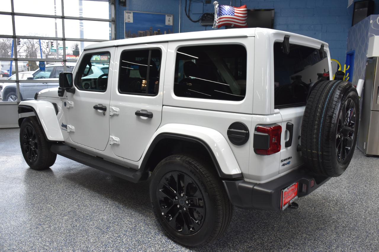 Jeep Wrangler 4xe Sahara 2025
