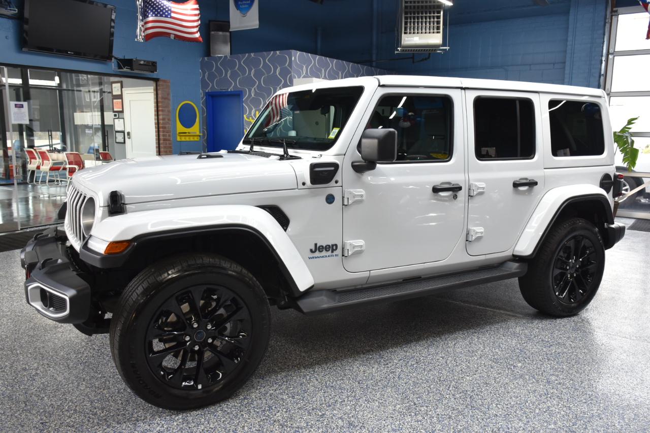 Jeep Wrangler 4xe Sahara 2025