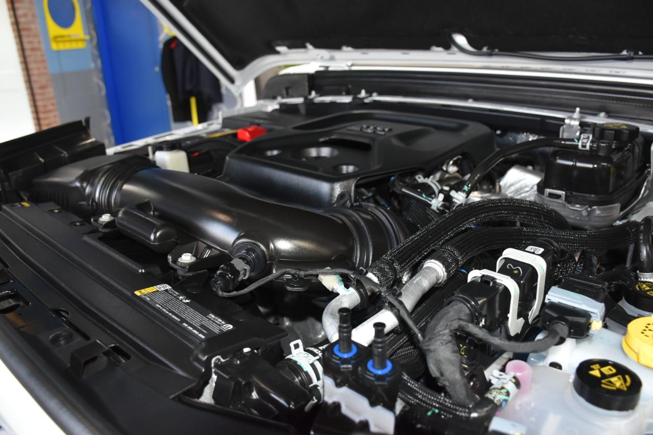 Jeep Wrangler 4xe Sahara 2025