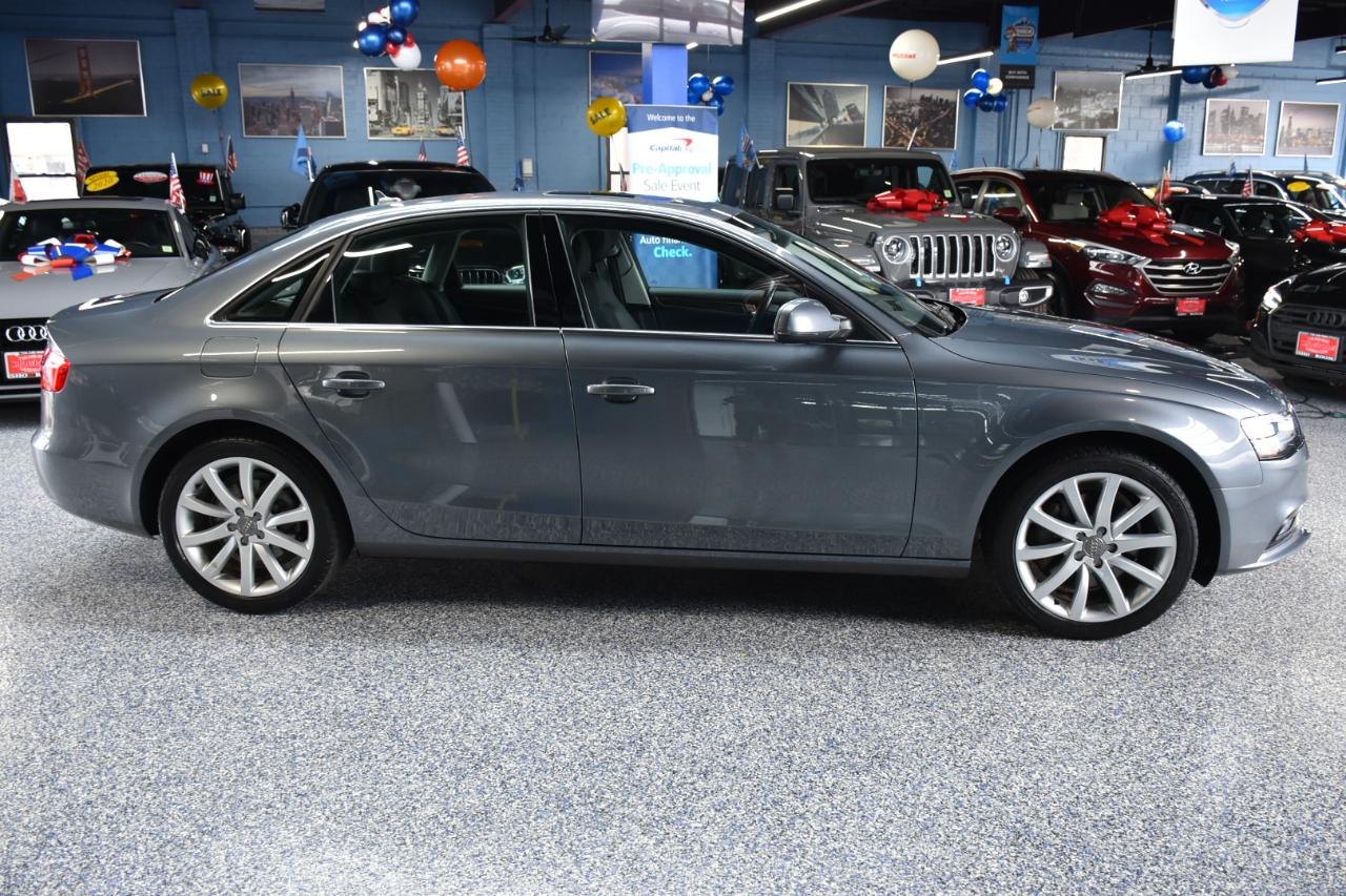 Audi A4 2.0T Prestige quattro Sedan 2013