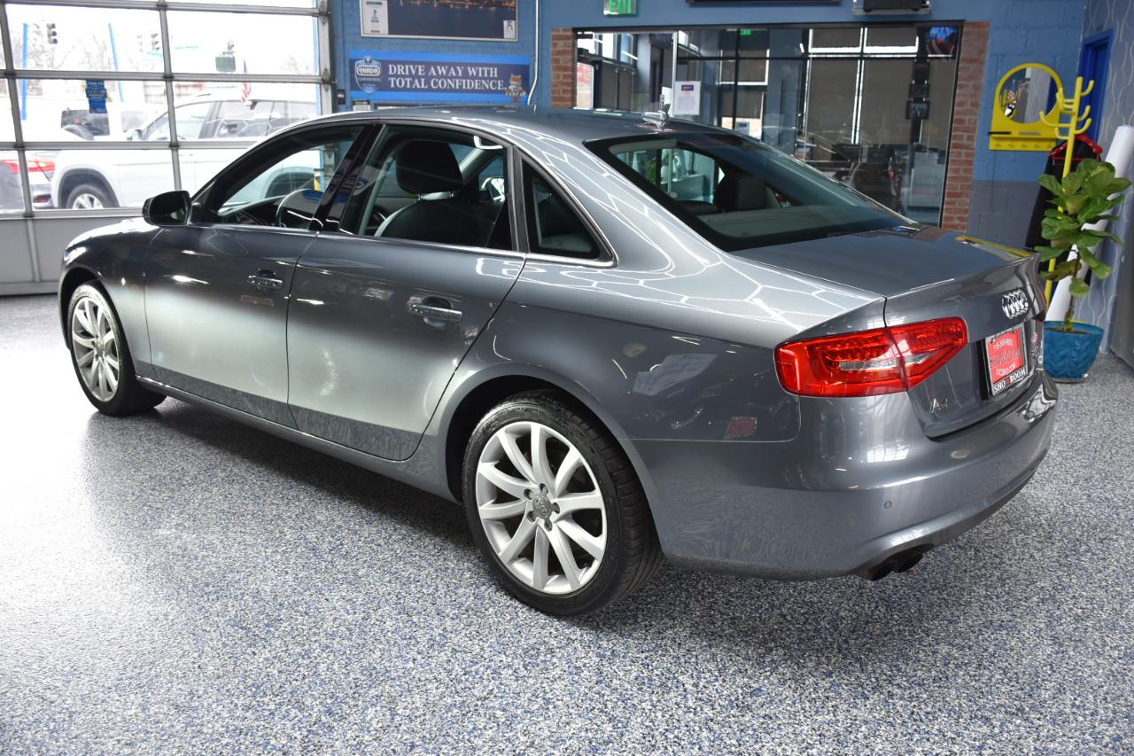 Audi A4 2.0T Prestige quattro Sedan 2013