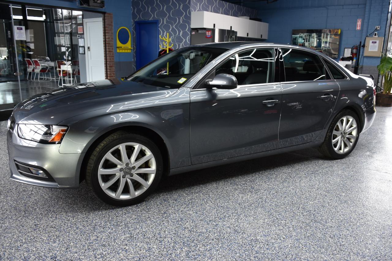 Audi A4 2.0T Prestige quattro Sedan 2013