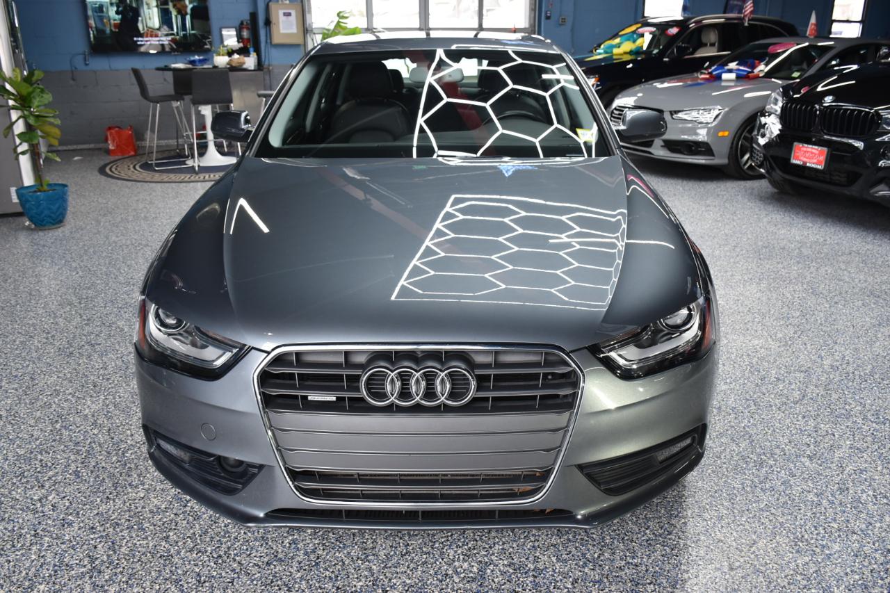Audi A4 2.0T Prestige quattro Sedan 2013
