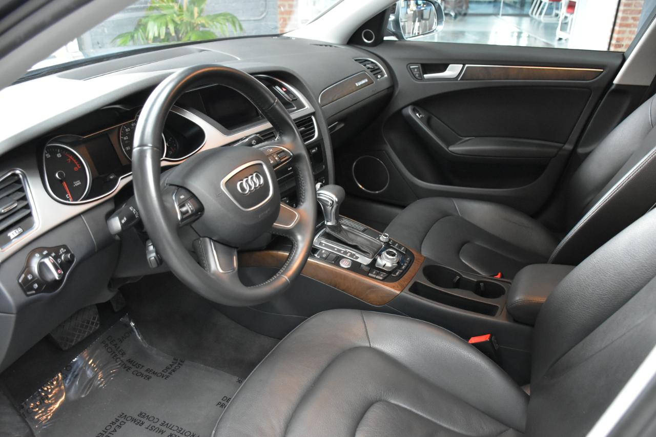 Audi A4 2.0T Prestige quattro Sedan 2013