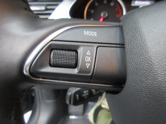 Audi A4 2.0T Prestige quattro Sedan 2013