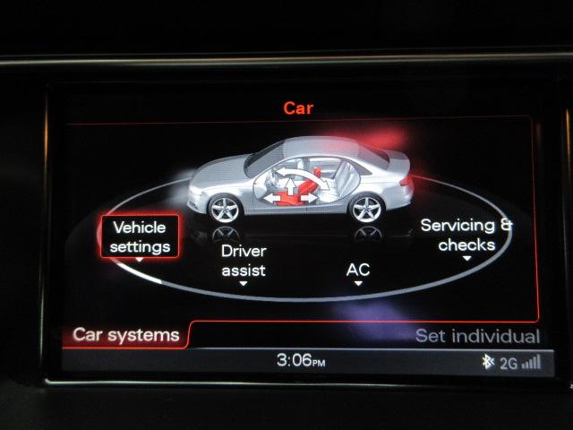 Audi A4 2.0T Prestige quattro Sedan 2013