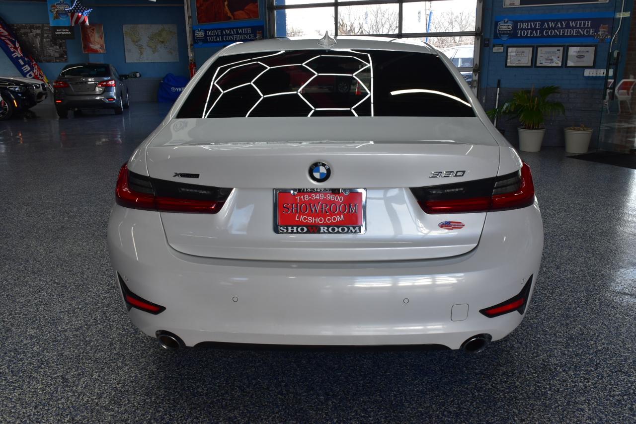 BMW 3-Series 330i xDrive 2021