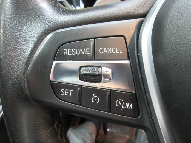 BMW 3-Series 330i xDrive 2021