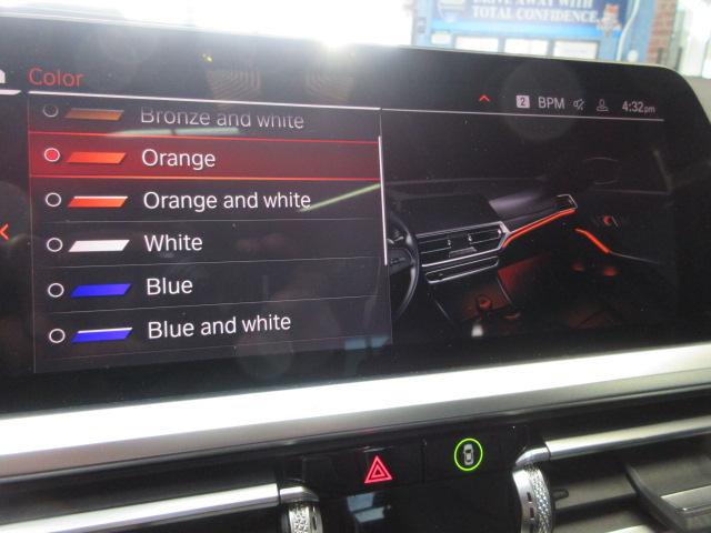 BMW 3-Series 330i xDrive 2021