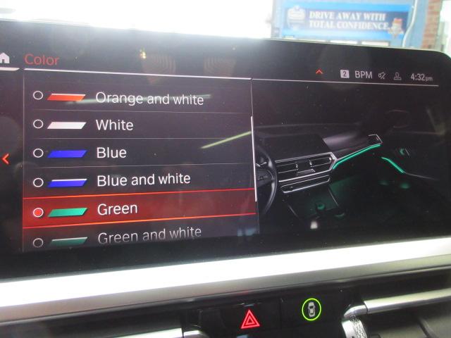 BMW 3-Series 330i xDrive 2021