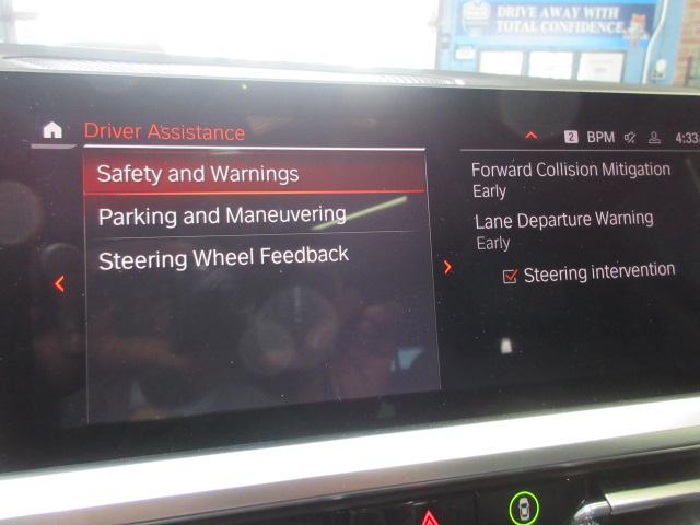 BMW 3-Series 330i xDrive 2021