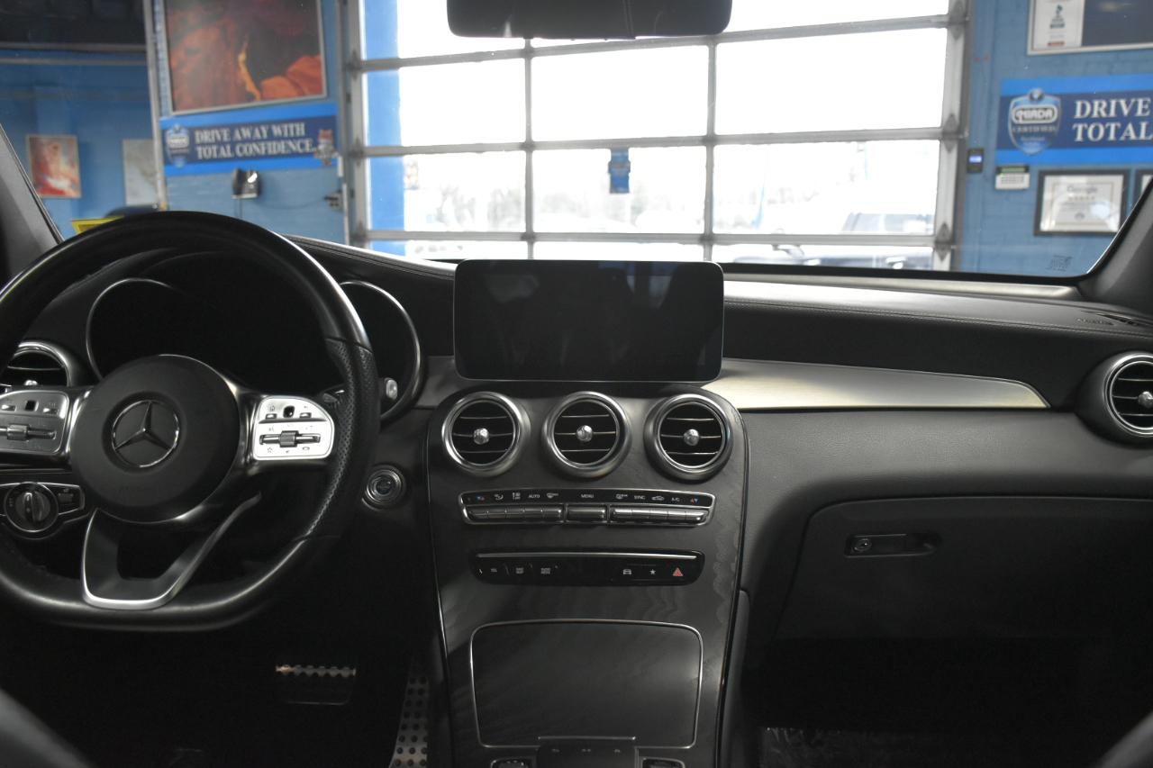 Mercedes-Benz GLC-Class Coupe GLC300 4MATIC 2021