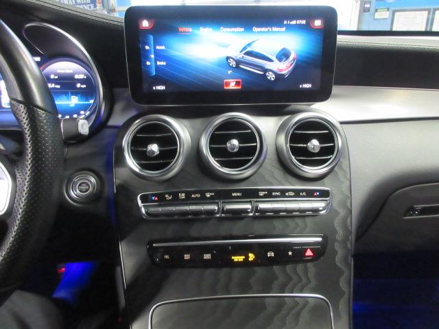 Mercedes-Benz GLC-Class Coupe GLC300 4MATIC 2021