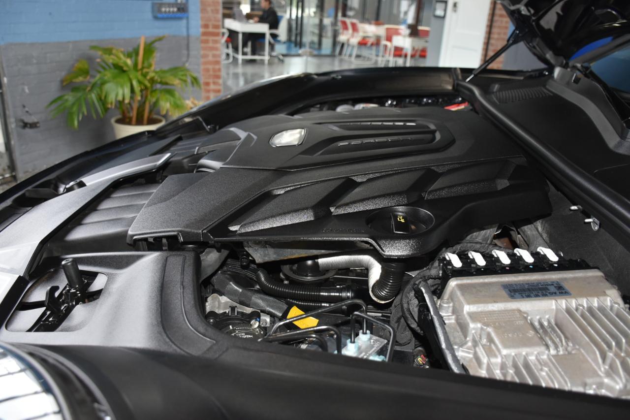 Porsche Cayenne AWD 4dr Tiptronic 2019