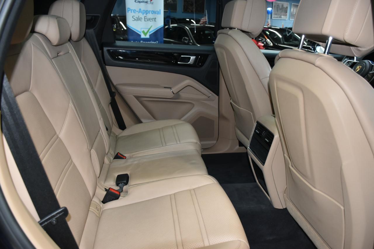 Porsche Cayenne AWD 4dr Tiptronic 2019
