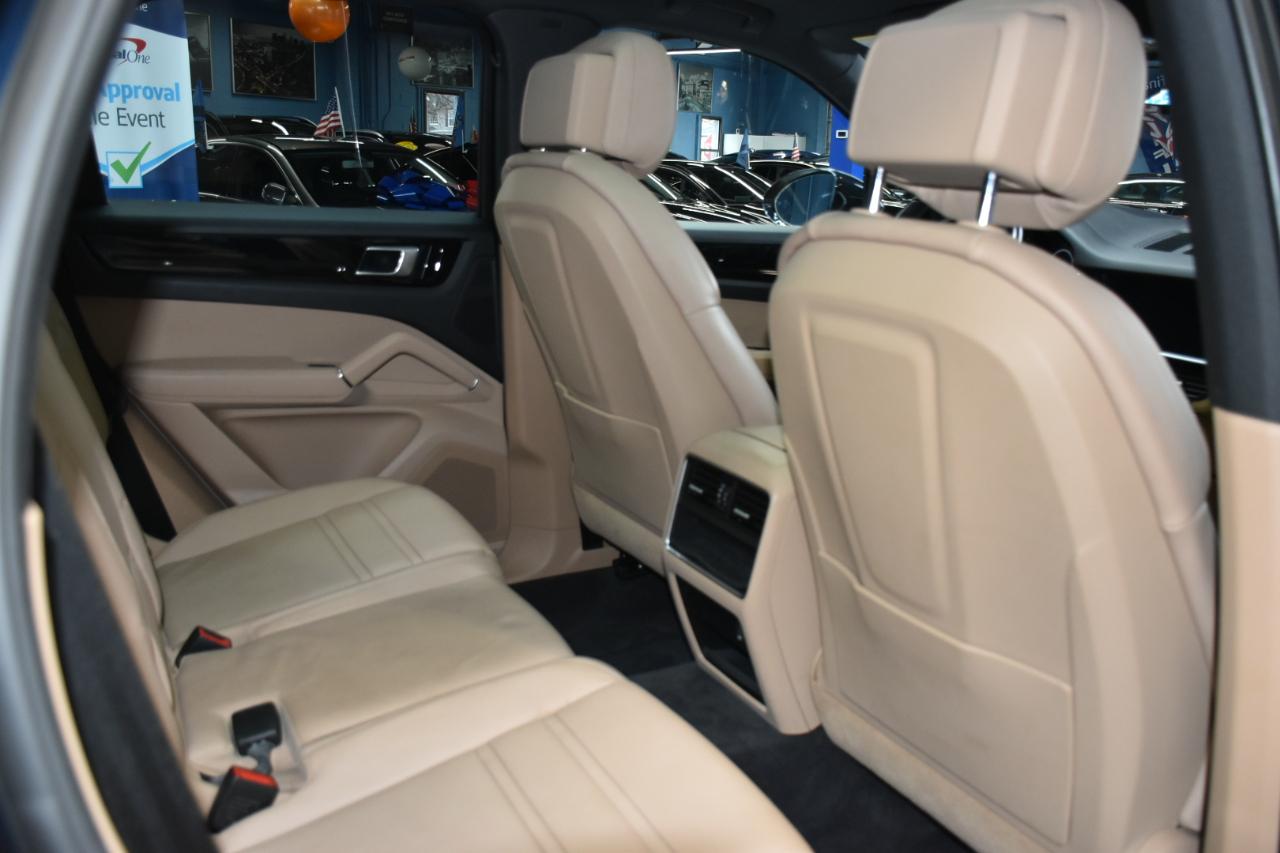 Porsche Cayenne AWD 4dr Tiptronic 2019
