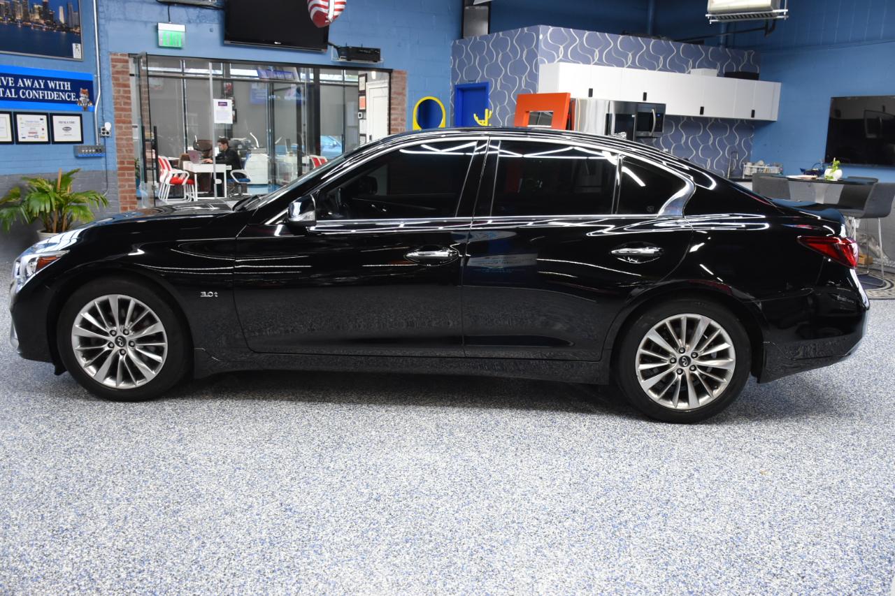 Infiniti Q50 3.0t LUXE AWD 2019