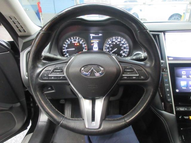 Infiniti Q50 3.0t LUXE AWD 2019