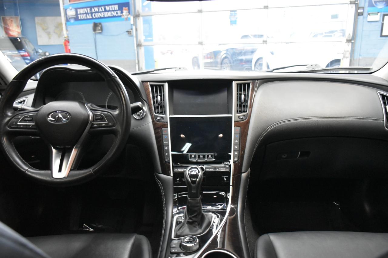 Infiniti Q50 3.0t LUXE AWD 2019