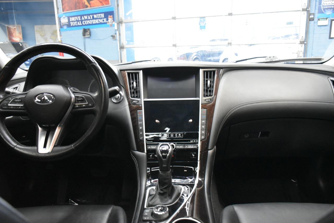 Infiniti Q50 3.0t LUXE AWD 2019