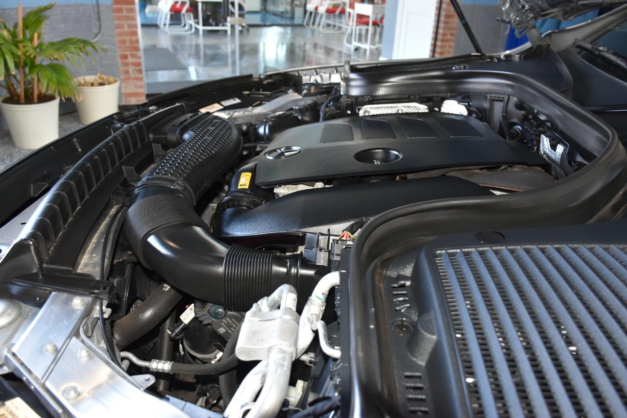 Mercedes-Benz GLC-Class Coupe GLC300 4MATIC 2021