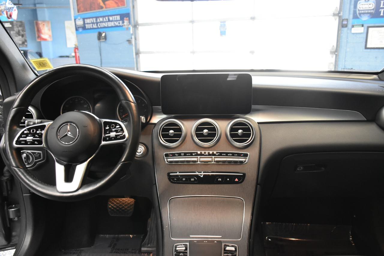 Mercedes-Benz GLC-Class Coupe GLC300 4MATIC 2021