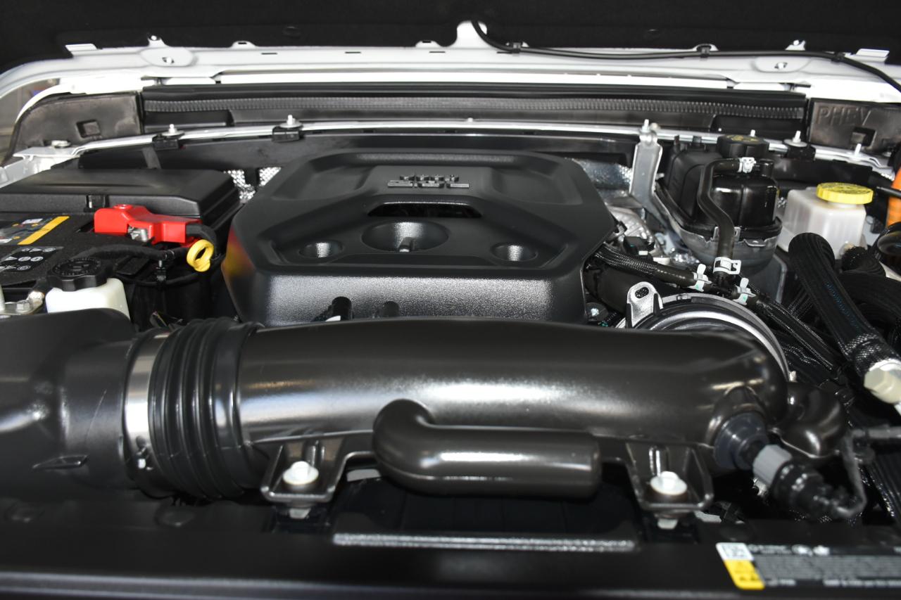 Jeep Wrangler 4xe Sahara 2025