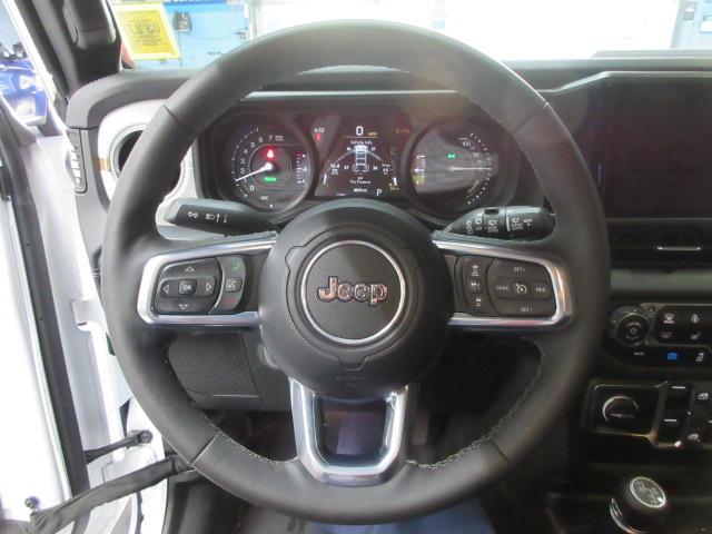 Jeep Wrangler 4xe Sahara 2025