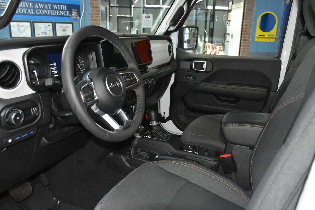 Jeep Wrangler 4xe Sahara 2025