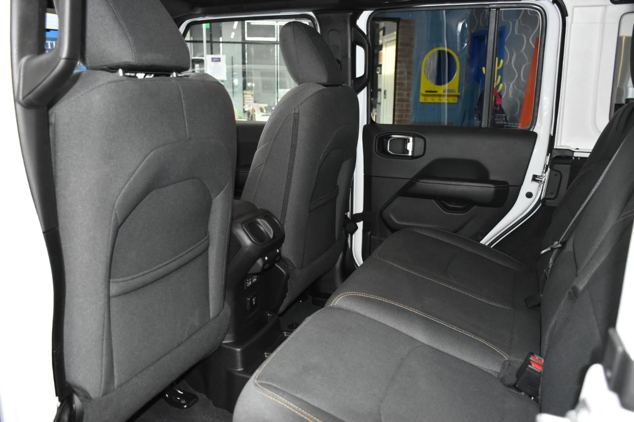 Jeep Wrangler 4xe Sahara 2025