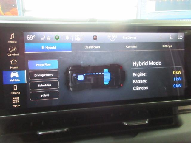 Jeep Wrangler 4xe Sahara 2025