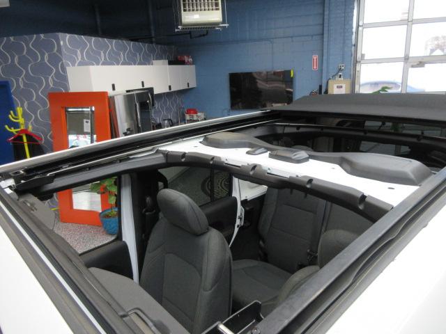 Jeep Wrangler 4xe Sahara 2025