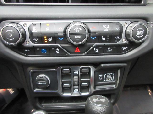 Jeep Wrangler 4xe Sahara 2025