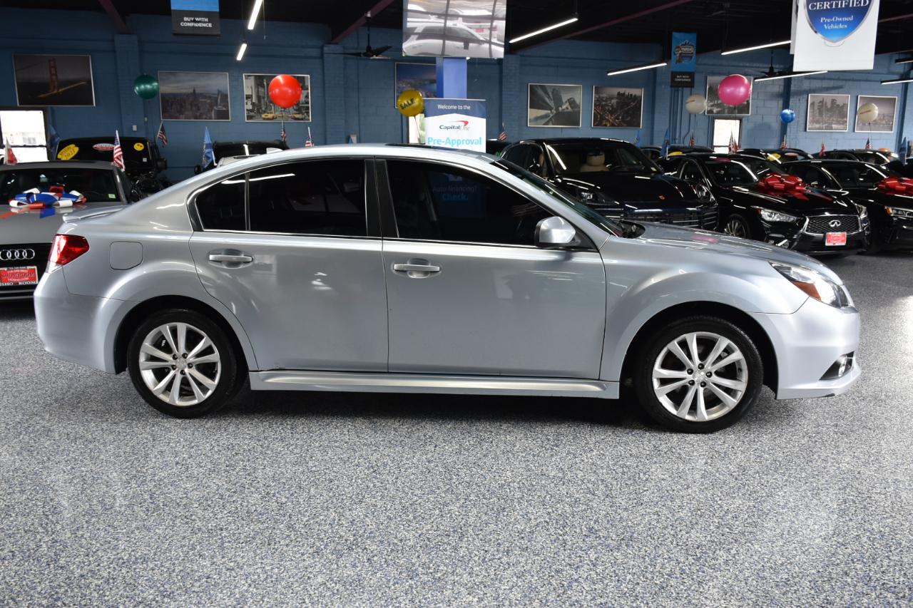 Subaru Legacy 2.5i Limited 2013