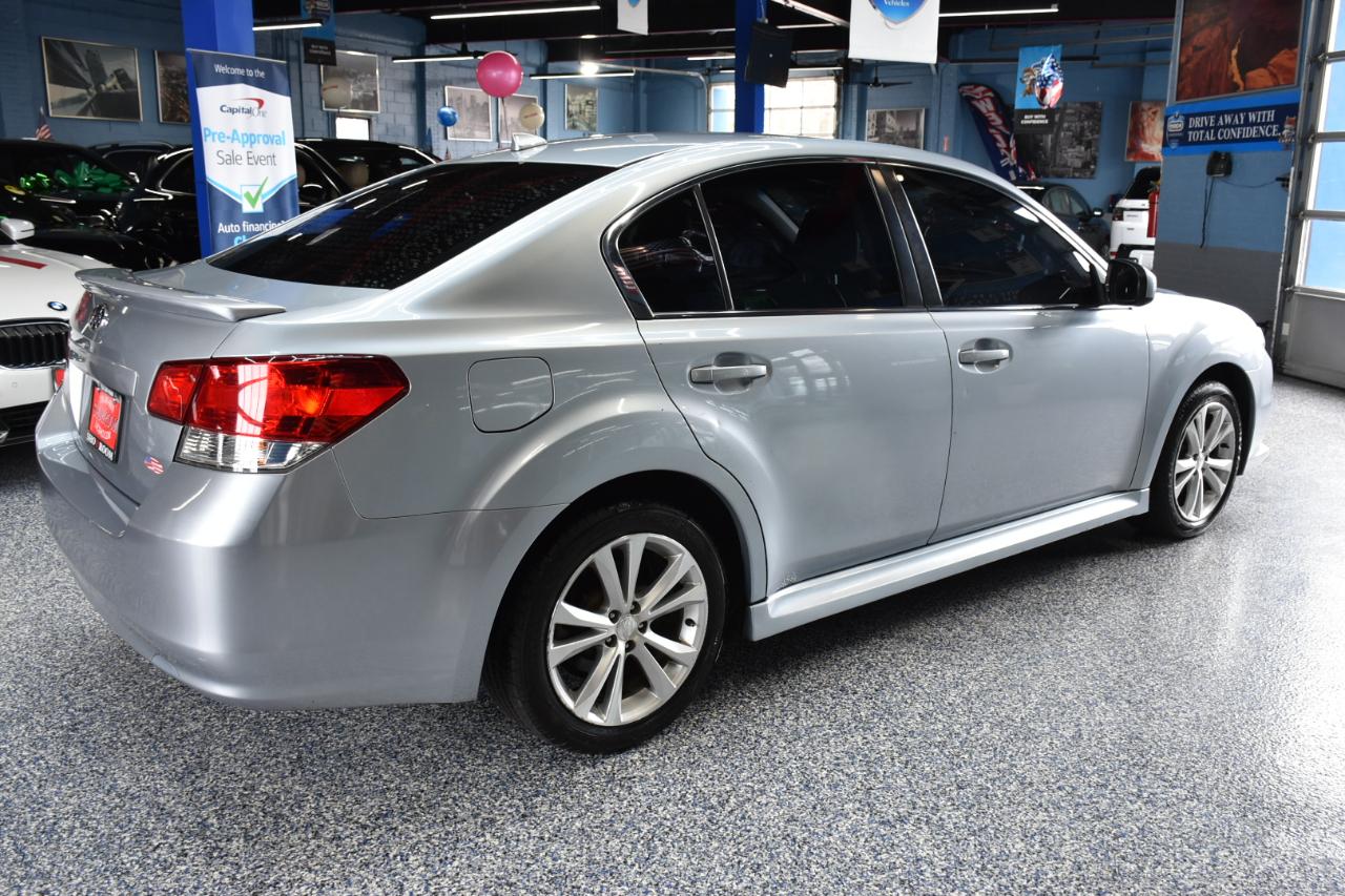 Subaru Legacy 2.5i Limited 2013
