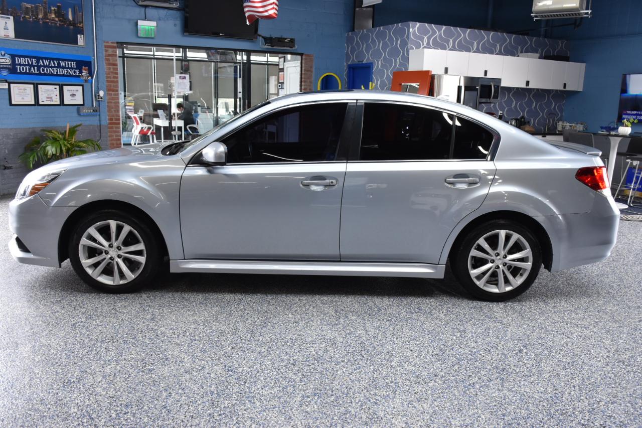 Subaru Legacy 2.5i Limited 2013