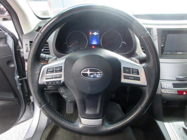 Subaru Legacy 2.5i Limited 2013