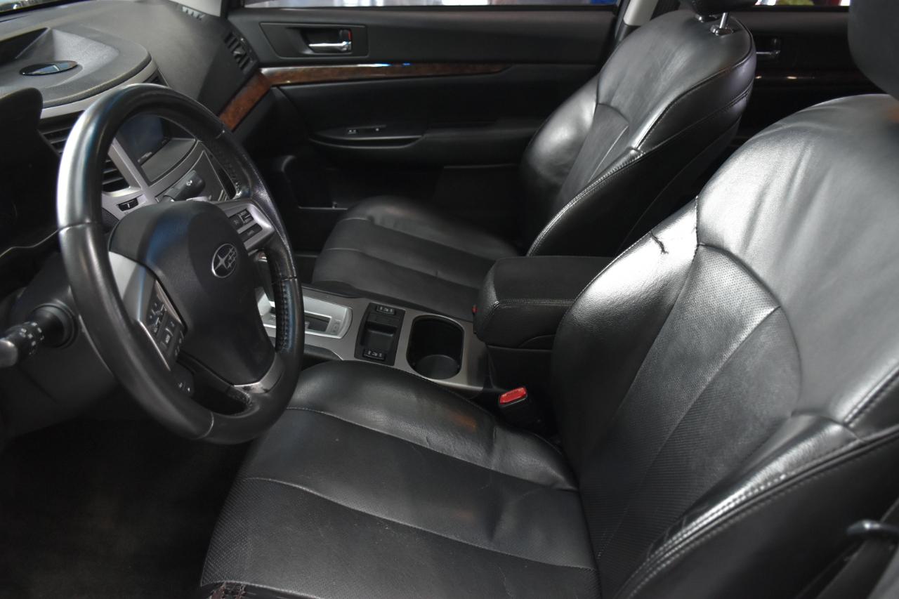 Subaru Legacy 2.5i Limited 2013