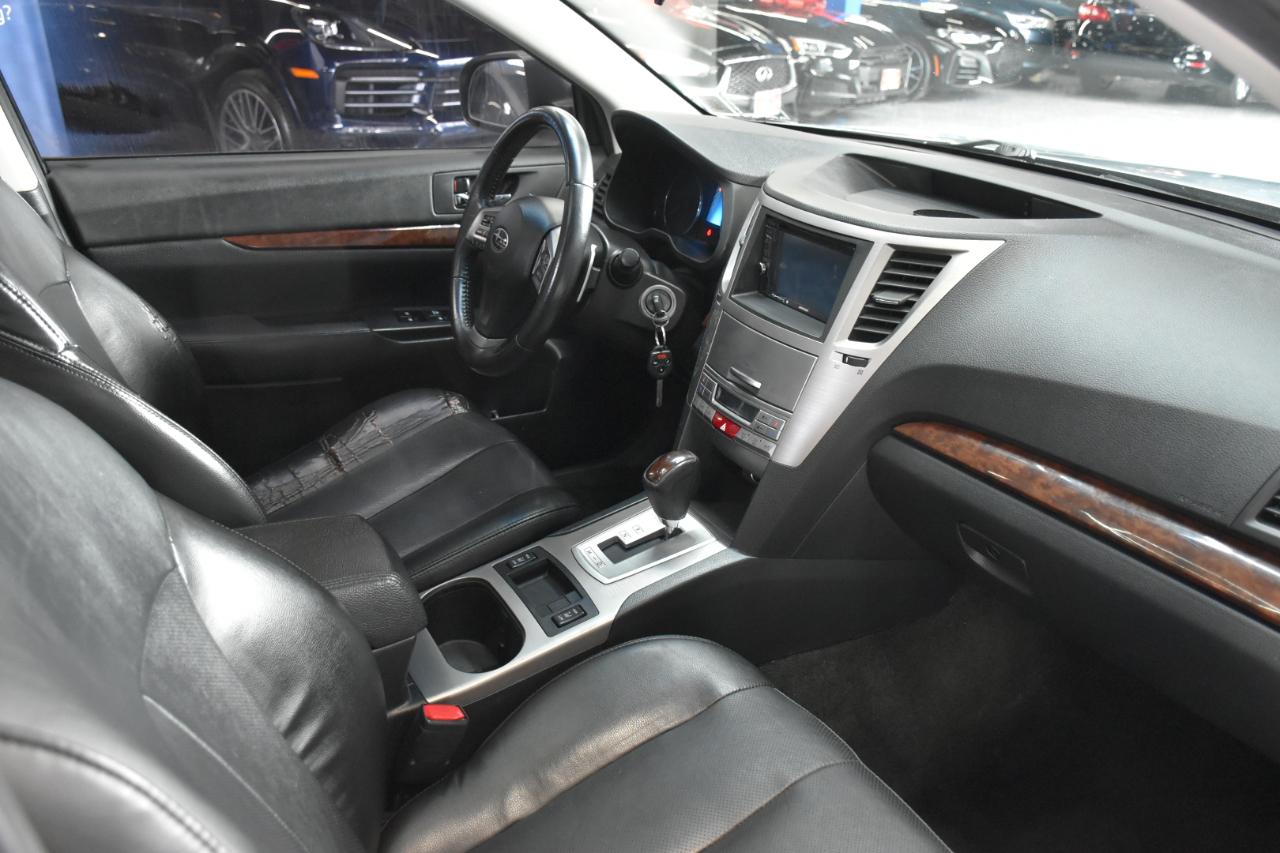 Subaru Legacy 2.5i Limited 2013