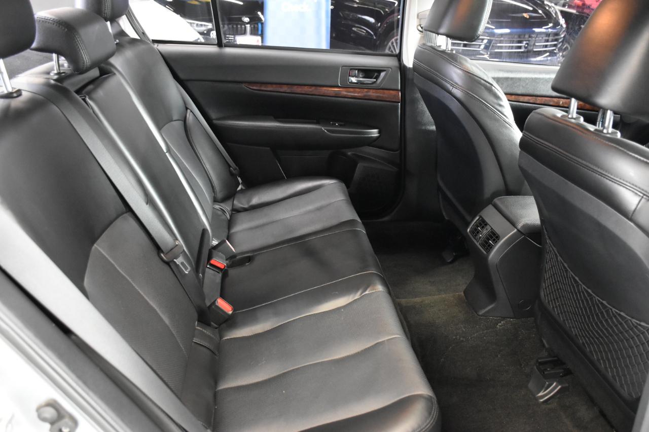 Subaru Legacy 2.5i Limited 2013