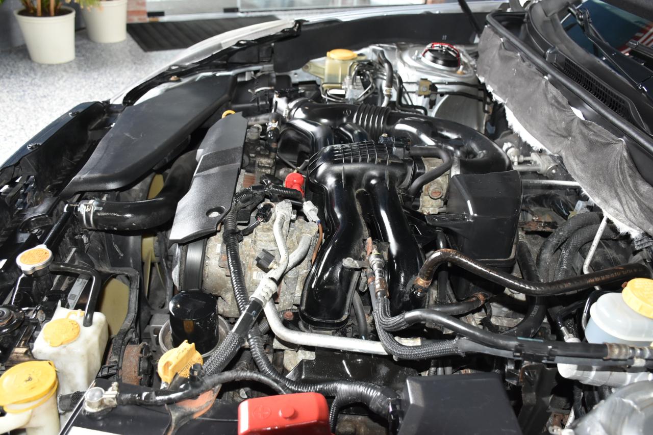 Subaru Legacy 2.5i Limited 2013