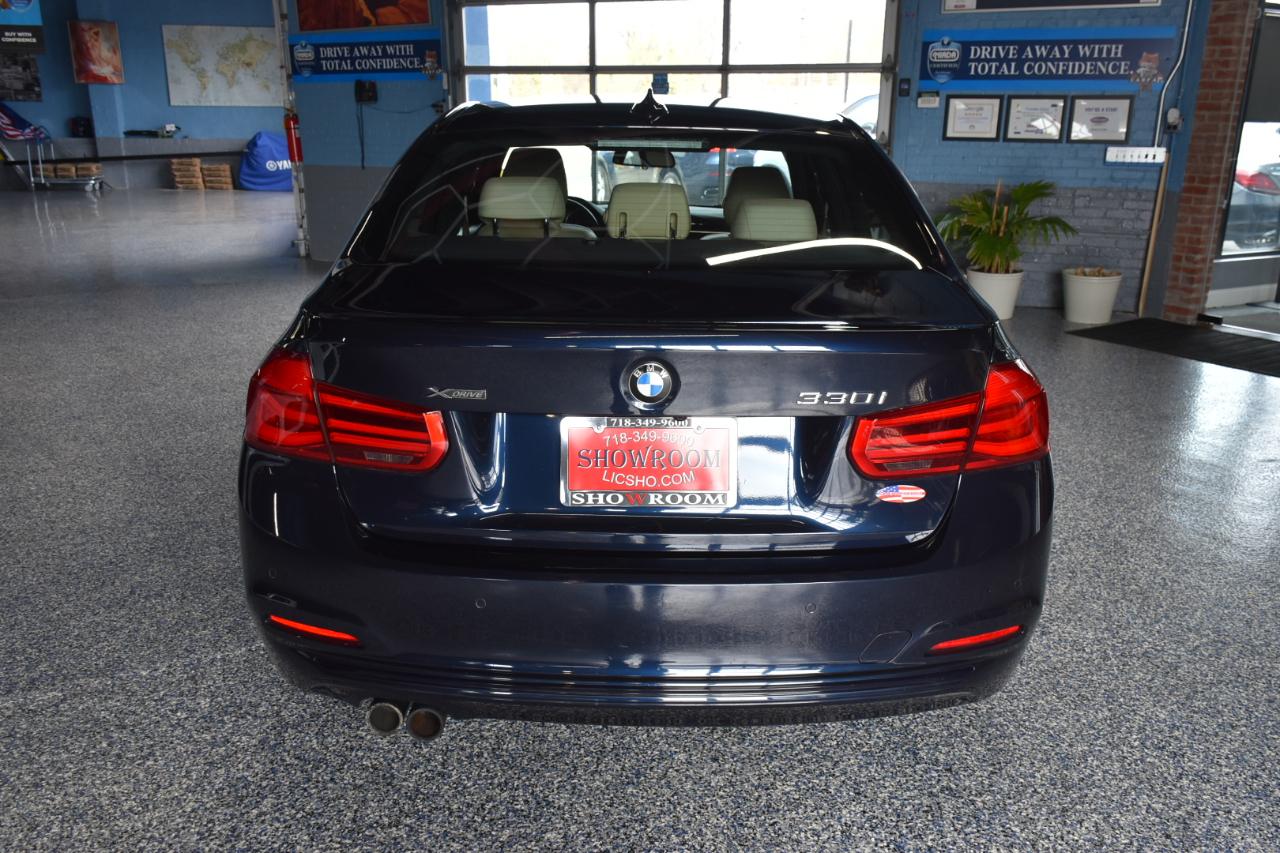 BMW 3-Series 330i xDrive SULEV Sedan 2017