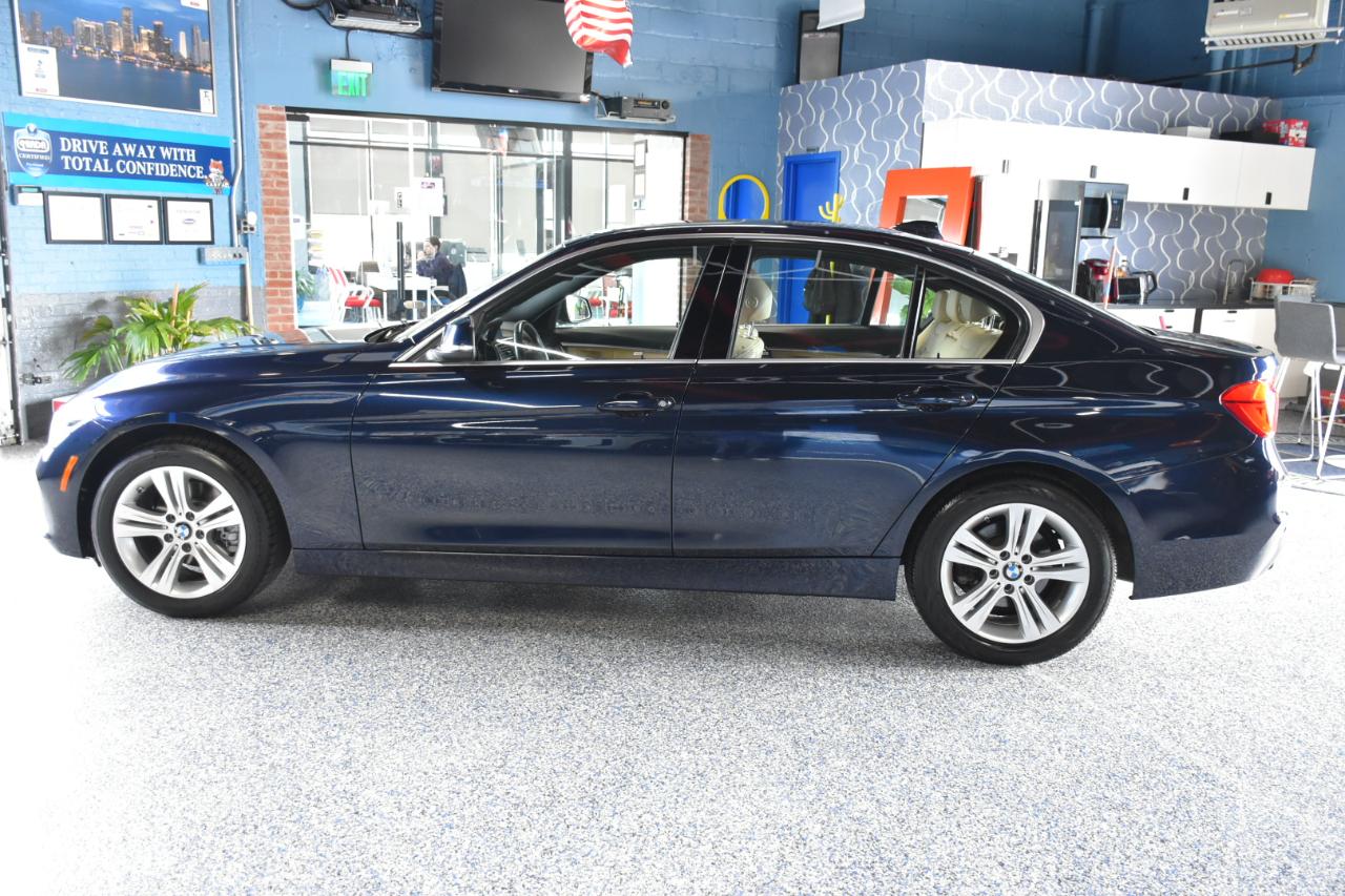 BMW 3-Series 330i xDrive SULEV Sedan 2017