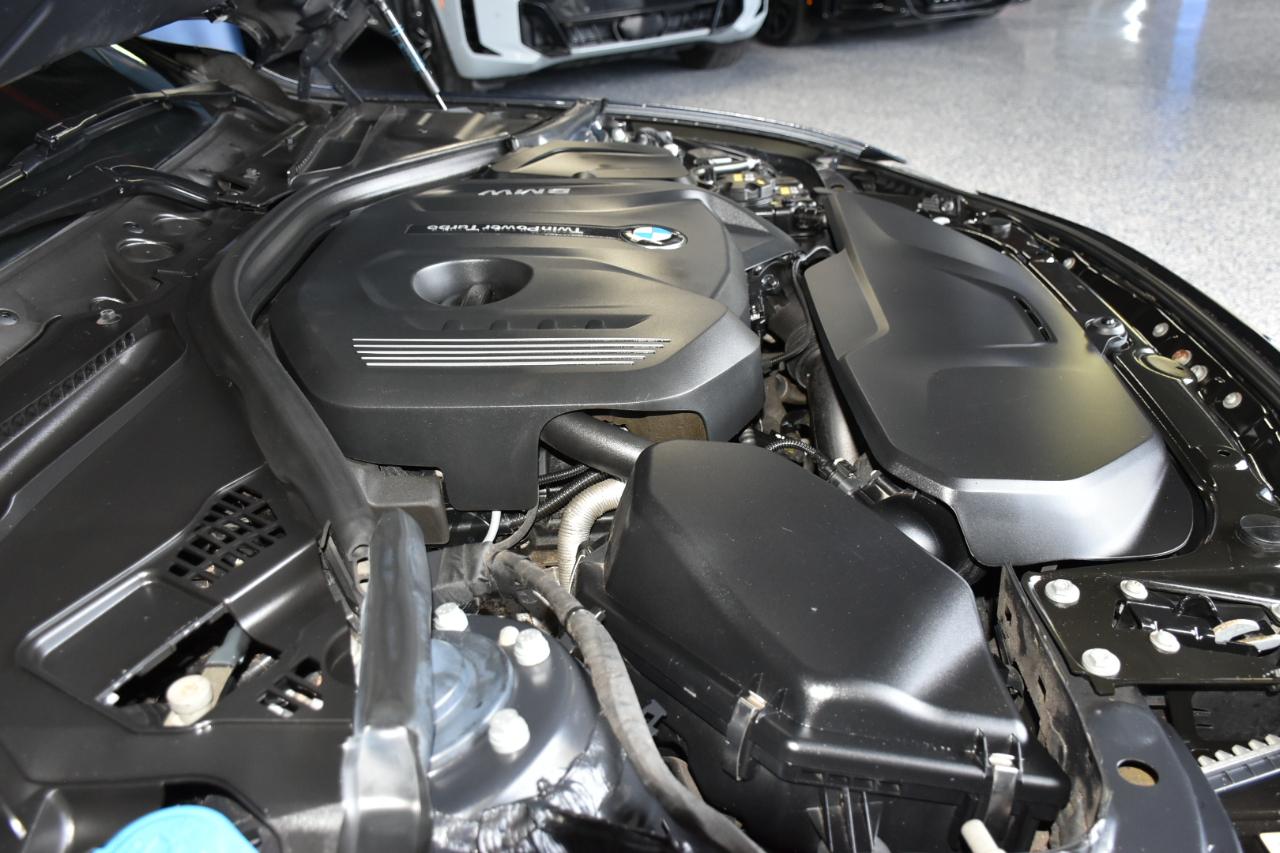 BMW 3-Series 330i xDrive SULEV Sedan 2017