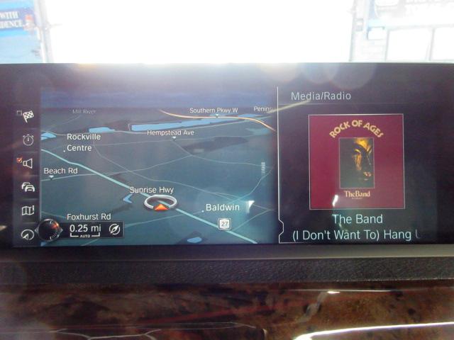 BMW 3-Series 330i xDrive SULEV Sedan 2017