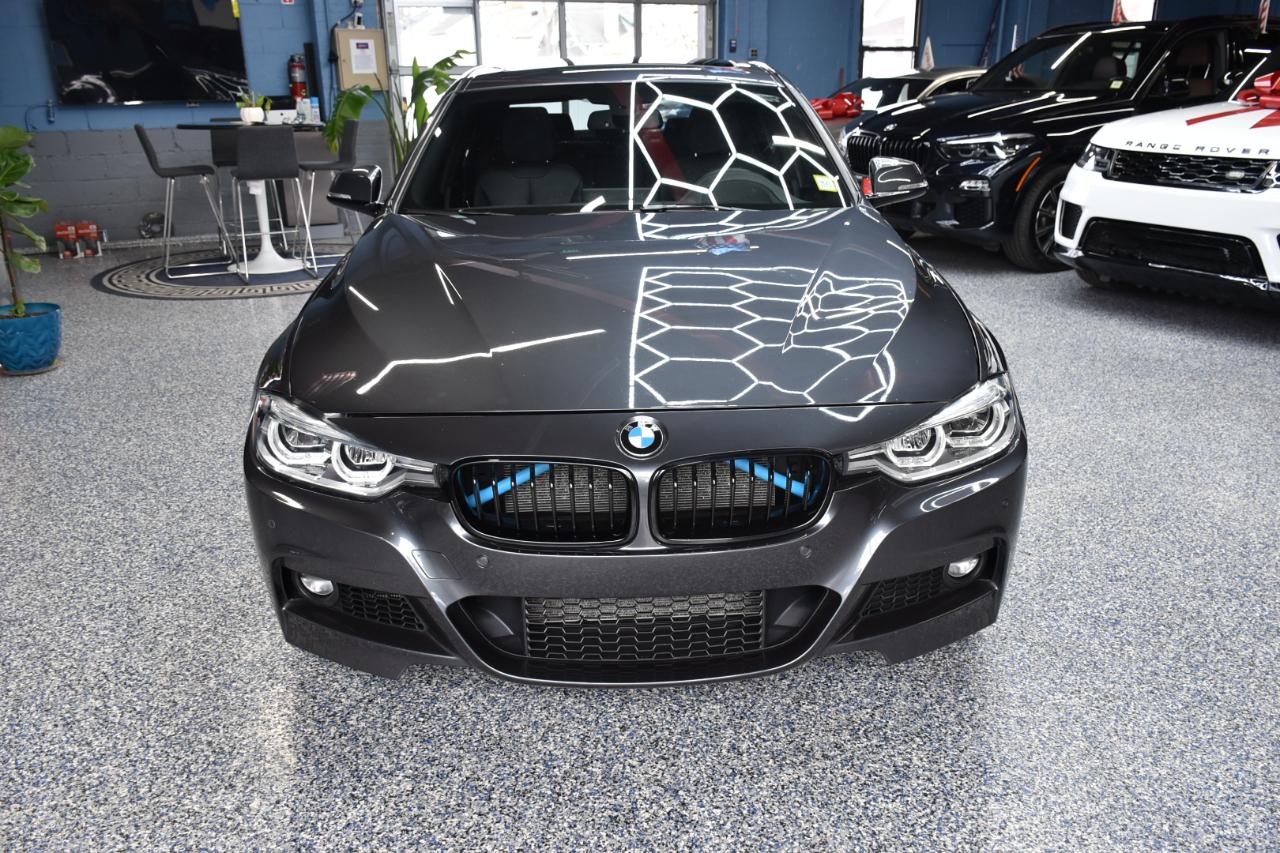 BMW 3-Series  2018