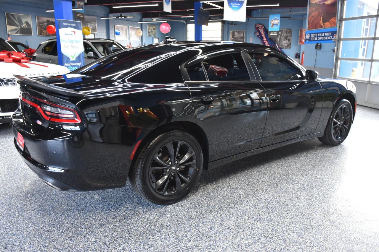 Dodge Charger SXT AWD 2022